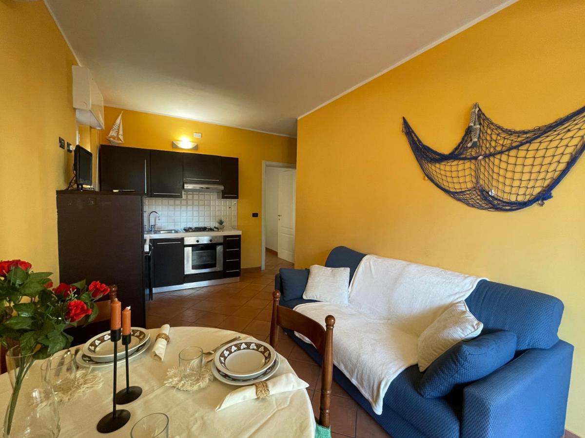 50 Metri Dal Mare - Free Parking E A/C Apartment Pietra Ligure Exterior photo